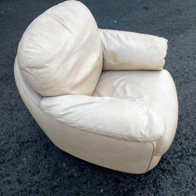 Lot #20 Natuzzi White Leather Armchair