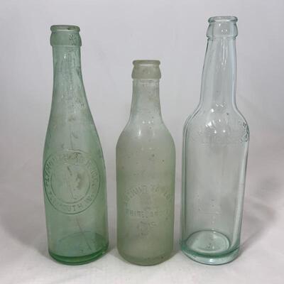 -51- VINTAGE | Glass Bottles | Plymouth | Rhinelander | La Crosse Old Style Lager