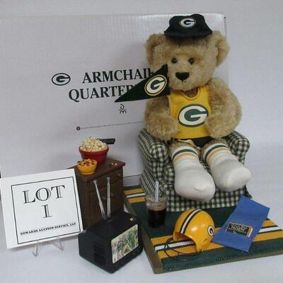 Danbury Mint Armchair Quarterback Bear Set in Box