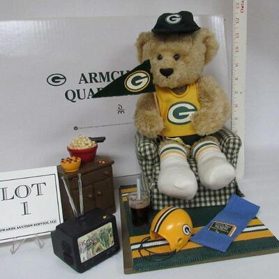 Danbury Mint Armchair Quarterback Bear Set in Box