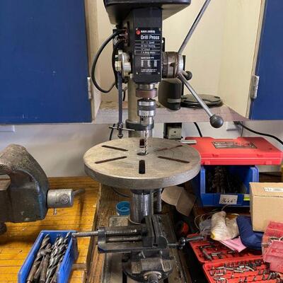 Black & Decker 13" 12 speed drill press