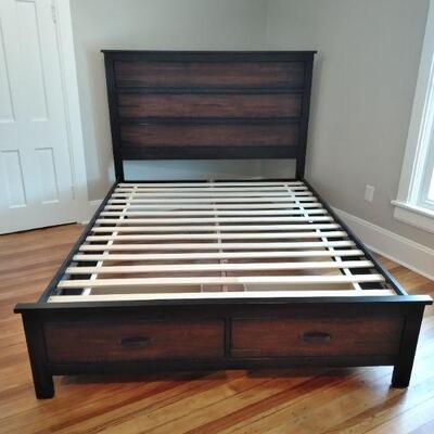 LOT 4 QUEEN SIZED BED FRAME WITH UNDER DRESSER