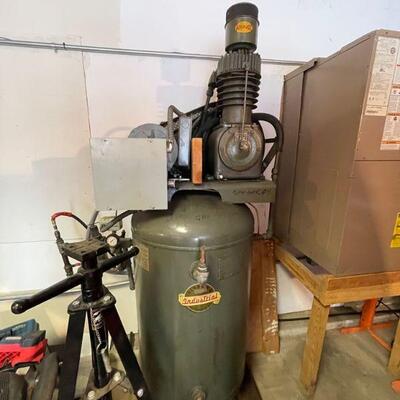 Large Industrial air compressor 
