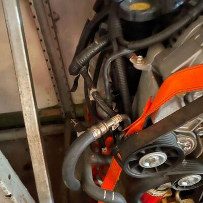 New Land Rover V8 crate motor 