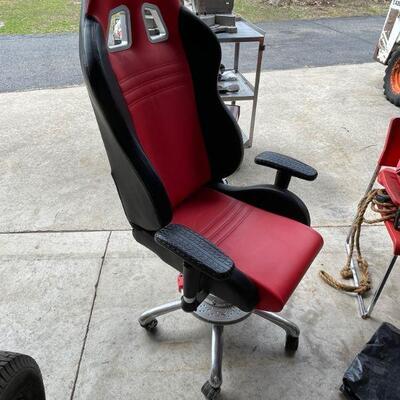 Race car office chair / ultimate gaming chair