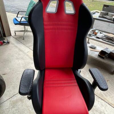 Race car office chair / ultimate gaming chair