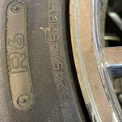 P245/45ZR17 (R6) slicks on Halibrand Cobra Wheels