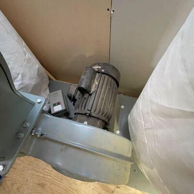 Delta twin bag dust collection system 
