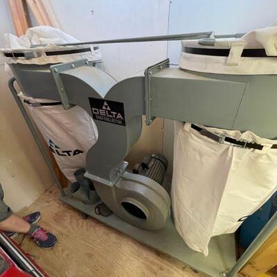 Delta twin bag dust collection system 
