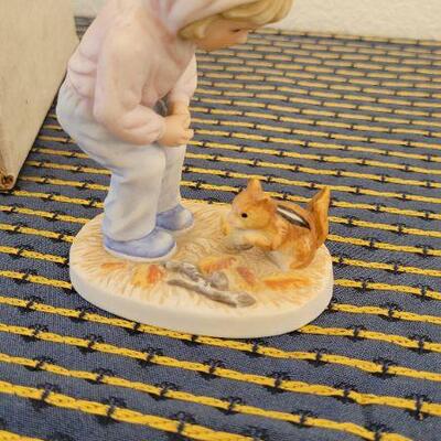 Lot 17: Vintage Frances Hook Collectible Figure 