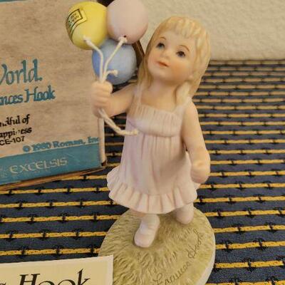 Lot 23: Vintage Frances Hook Collectible Figure 