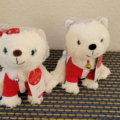 Lot 26: (2) New Hallmark Stuffed Animals 