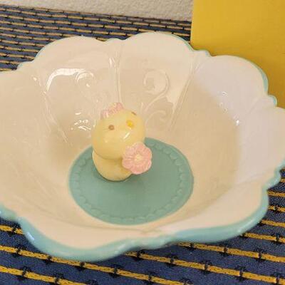 Lot 33: New Hallmark Spring Deco Bowl