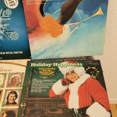 Lot 41: Vintage Vinyl Records Assortment Christmas 