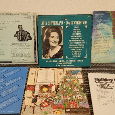 Lot 41: Vintage Vinyl Records Assortment Christmas 