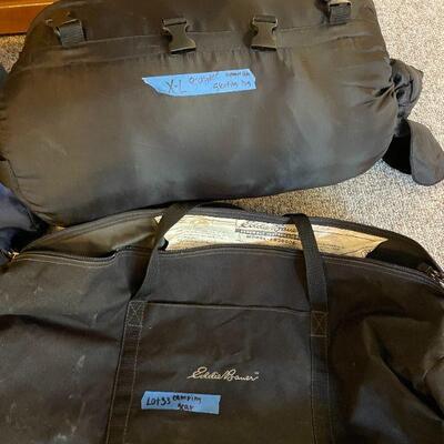 Lot 33 - Camping supplies lot