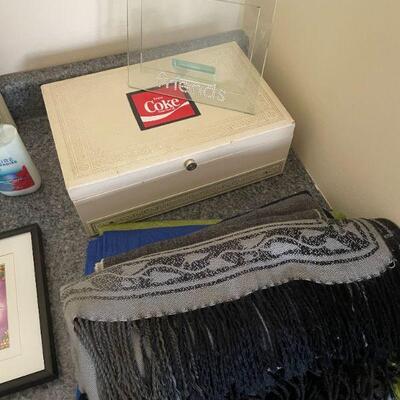 Lot 36 - Heater, mirror, shelf, 3 pictures and more