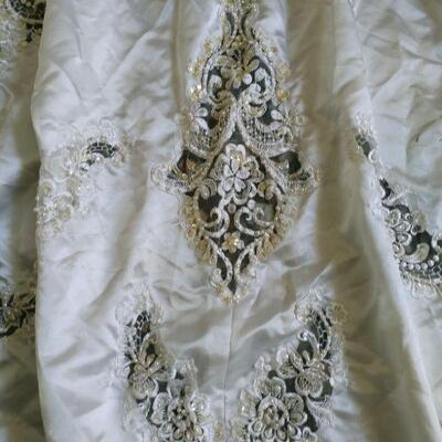 Lace Wedding Dress Double deep "V" with train