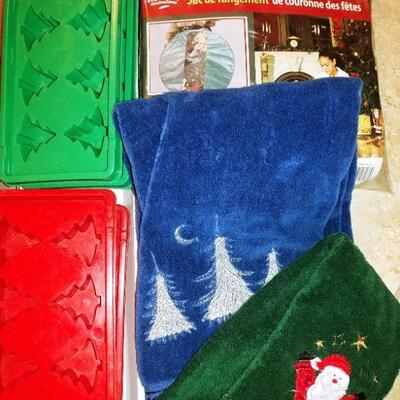 Christmas Lot of Kichen Goodies