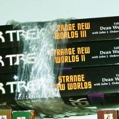 Star Trek books new and collector magnetic badge