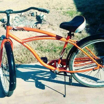Huffy Millenial 29er Bicycle like New 29" manual brakes