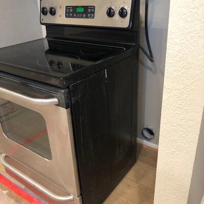 GE Electric Range Stove flat surface stovetop and oven
