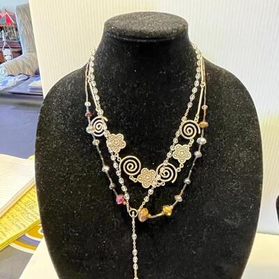 Lot 75 - Lot of (7) sterling silver 925 necklaces and sterling silver rosary