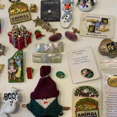 Lot 80 - Misc. costume jewelry 
