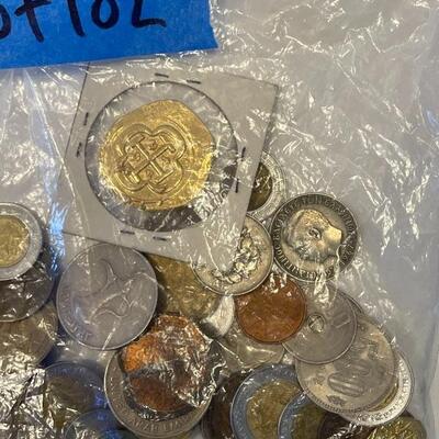 Lot 102 - Lot of 48 foreign coins