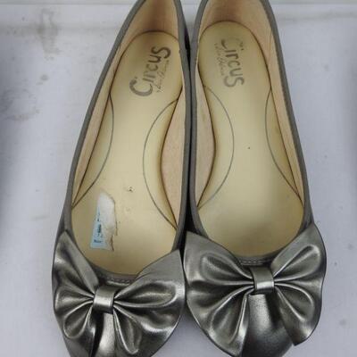 3 pairs Women's Shoes size 8.5, Casual Flats: Bandolino, Circus, Karen Scott