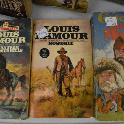 6 Paperback Books, Fiction Western/Romance, Louis L'Amour, etc.