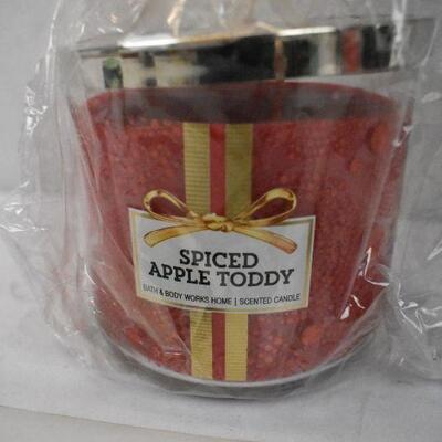 Bath & Body Works 3 Wick Scented Candle 