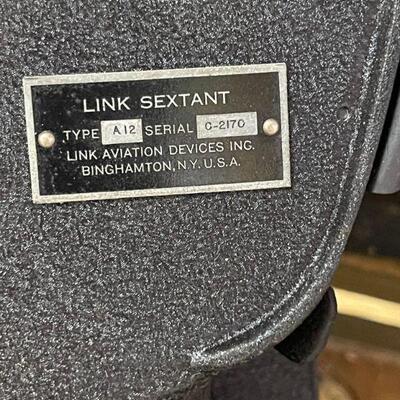 Link Sextant in Case A-12 / C-2170