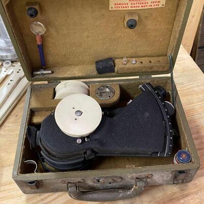 Link Sextant in Case A-12 / C-2170