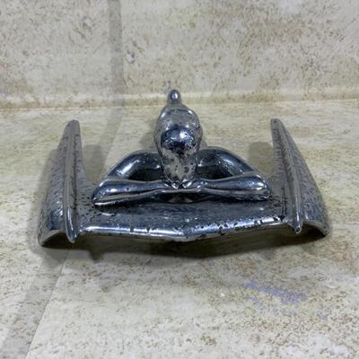 -128- VINTAGE | Mid 50s Nash Flying Lady Hood Ornament