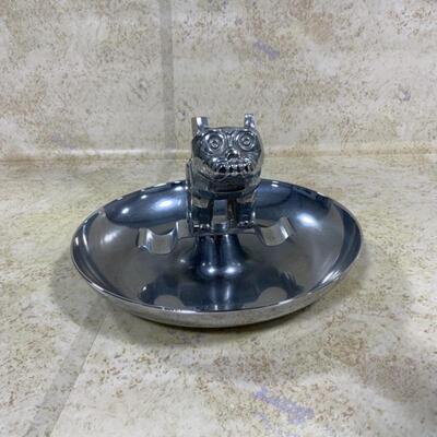 -131- VINTAGE | MACK Bulldog | Truck | Cigar Ashtray | Chrome