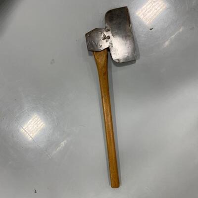 -137- VINTAGE | L&I J White Marked | Broad Axe | Buffalo, NY