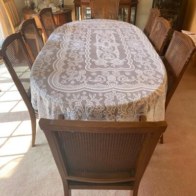 Vintage Henredon Dining Table, 2 Leafs & 8 Chairs w/Table Pad - 65" Length + 20" per Leaf x 45" Wide x 29" Tall -...