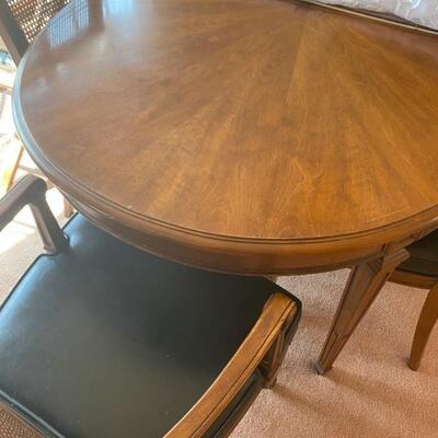 Vintage Henredon Dining Table, 2 Leafs & 8 Chairs w/Table Pad - 65" Length + 20" per Leaf x 45" Wide x 29" Tall -...