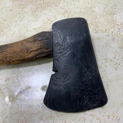 -141- VINTAGE | Two Axes | Warren | Plumb | Hatchet