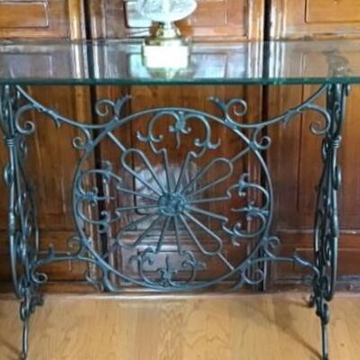 186 - Black Wrought Iron Table w/ Beveled Glass Top
