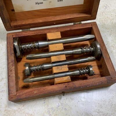 -161- VINTAGE | Michigan Lubricator Oiler | 