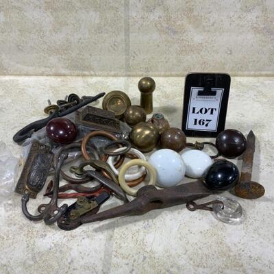 -167- VINTAGE | Knobs | Drawer Pulls | Findings
