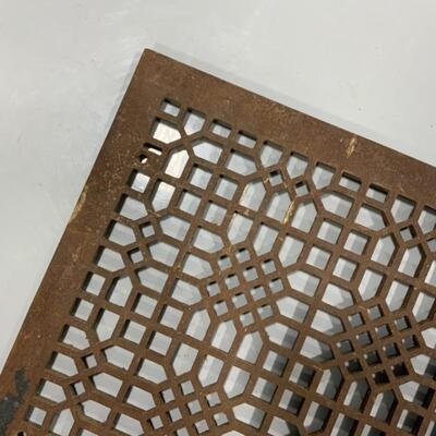-171- FARM FRESH | ANTIQUE | Ornate Cast Iron Grate | Architectural Salvage