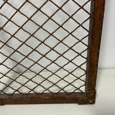 -172- FARM FRESH | Floor Grate | Paint It!