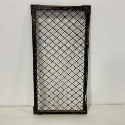 -172- FARM FRESH | Floor Grate | Paint It!
