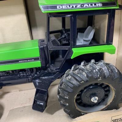 -175- VINTAGE | ERTL | 9150 Row Chop Tractor | Deutz-Allis | 1:16 scale
