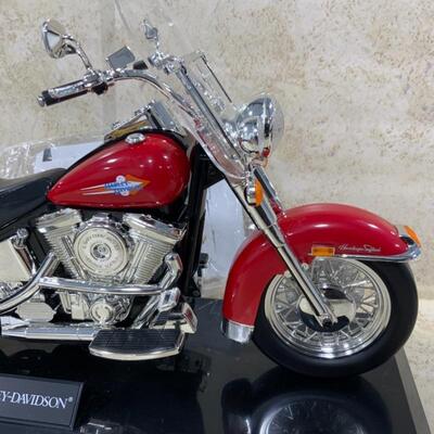 -176- Harley-Davidson Motorcycle Phone | Red