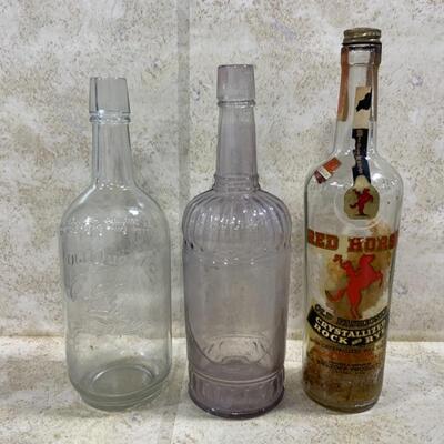 -180- VINTAGE | 6 liquor bottles | Old Quaker | Red Horse | Rum | Whiskey