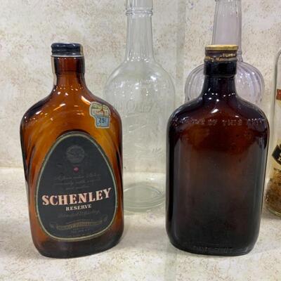 -180- VINTAGE | 6 liquor bottles | Old Quaker | Red Horse | Rum | Whiskey